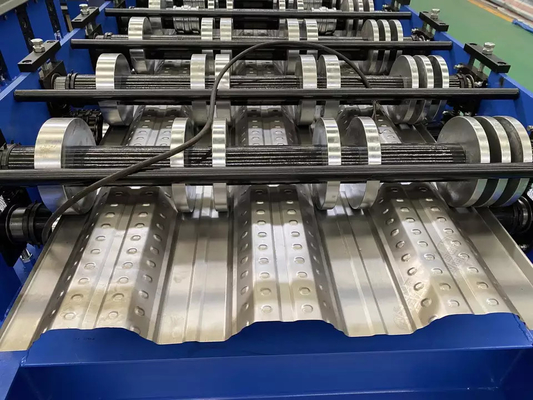 Rotolo della piattaforma di JCX che forma il rotolo automatico della piattaforma della struttura di acciaio del metallo della macchina che forma macchina
