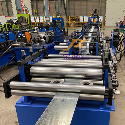 Rotolo economizzatore d'energia del Purlin di C Z che forma macchina, laminatoio di Manica della CZ di controllo dello SpA