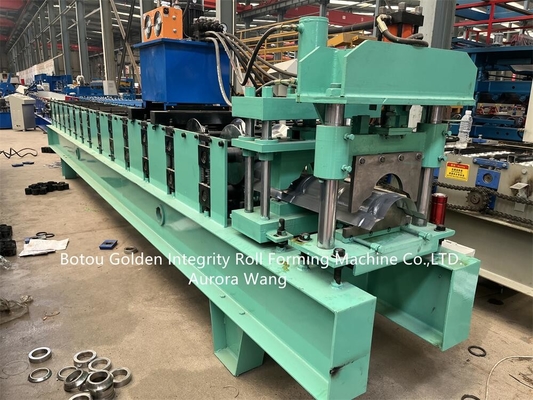 Cresta di Ridge Roll Forming Machine del tetto di mattonelle di buona qualità che fa prezzo di Ridge Forming Machine With Factory della macchina