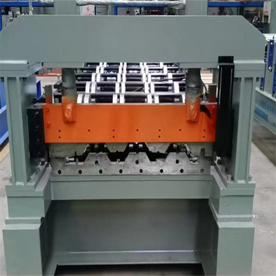Rotolo di Decking del pavimento d'acciaio che forma la costruzione tagliente idraulica del tetto della macchina