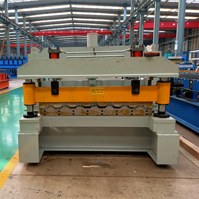 4kw ha lustrato il rotolo delle mattonelle che forma la macchina per gli strati del tetto del materiale da costruzione