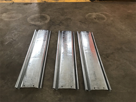 L'alto grado di alluminio No.45 del laminatoio dello sportello 380V 50Hz ha forgiato