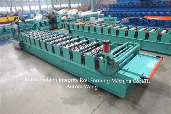 mattonelle di tetto del metallo della macchina 415v di 15m/Min Glazed Tile Roll Forming che fanno macchina