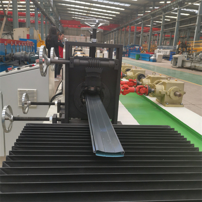 rotolo dello sportello 7.5kw che forma lo sportello del rullo dell'unità di elaborazione della macchina che fa macchina