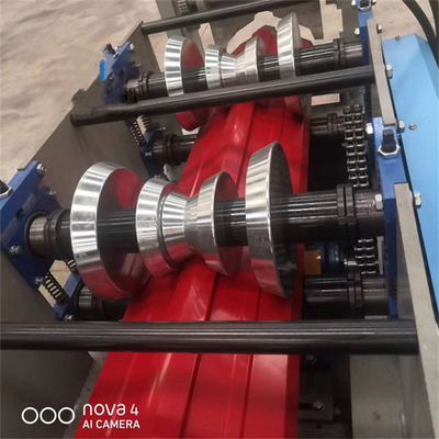 Acciaio Ppgi Ridge Forming Machine 15-20m/Min For Roof Panel di colore