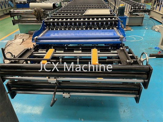 Rotolo automatico completo di doppio strato che forma il dispositivo di controllo tagliato idraulico dello SpA della macchina