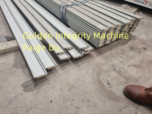 55/77/89 tipi di macchina per la formatura di rulli per porte avvolgibili in schiuma pu a doppio strato
