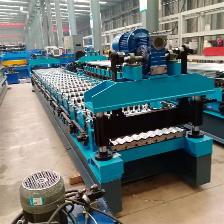 Rotolo ondulato dello strato delle mattonelle del metallo che forma macchina per il pannello del tetto della parete di materiale da costruzione