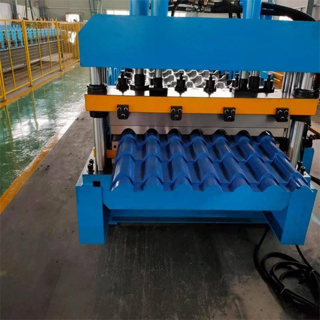 Personalizzi le mattonelle di punto del materiale da costruzione laminano a freddo la formazione dell'acciaio di colore della macchina