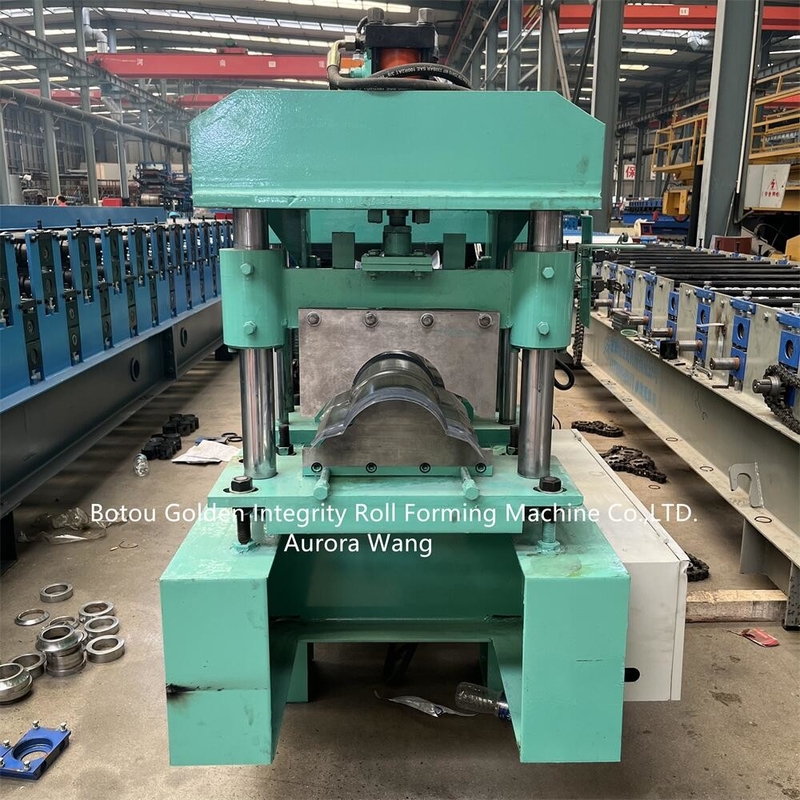 Cresta di Ridge Roll Forming Machine del tetto di mattonelle di buona qualità che fa prezzo di Ridge Forming Machine With Factory della macchina